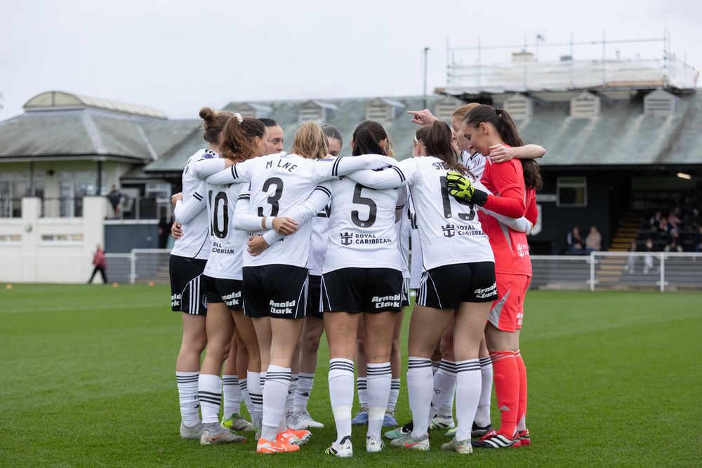 FFCW team huddle ahead of the game against South London